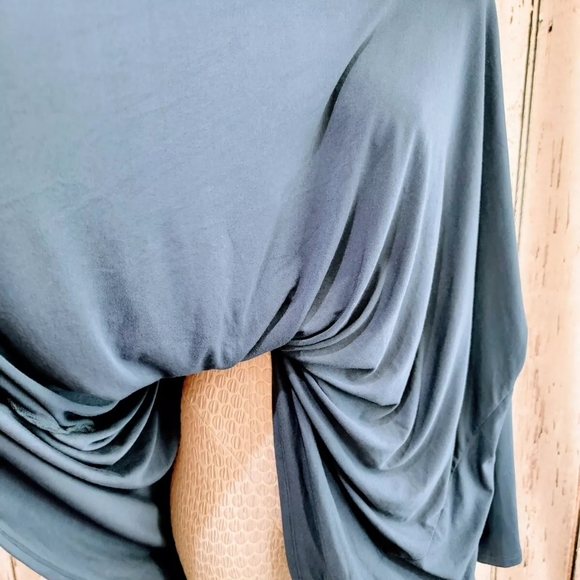 Women's Large Splendid Studio Active Jersey Drape Tunic Long Sleeve Top NEW nwt - Picture 3 of 9